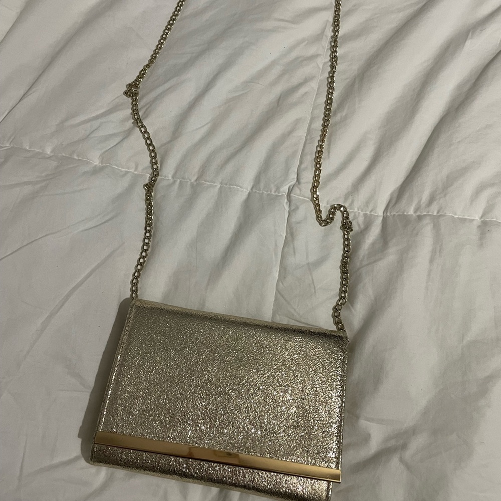 Cross body purse